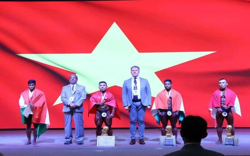 tim hieu pham van mach tu chang trai mien tay den tuong dai the hinh